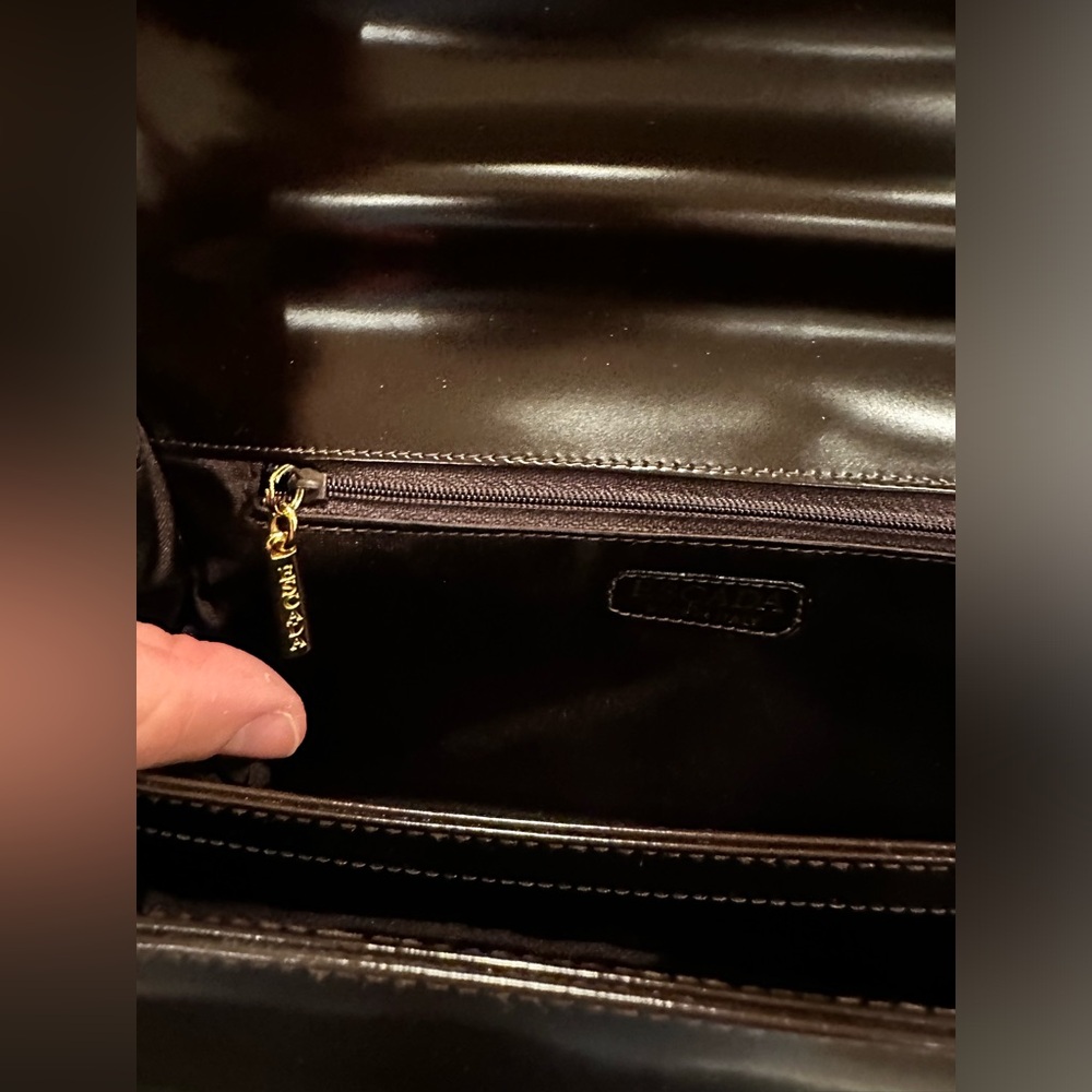 Vintage Authentic Rare Minimalist luxury ESCADA bag - Picture 17 of 17